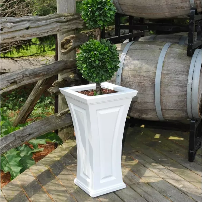 MAYNE PLANTER BOXES